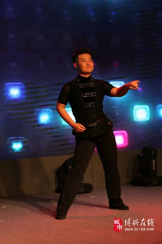 雅艺舞蹈培训中心举办的雅艺舞蹈教师技能展示暨教学成果展在此处隆重