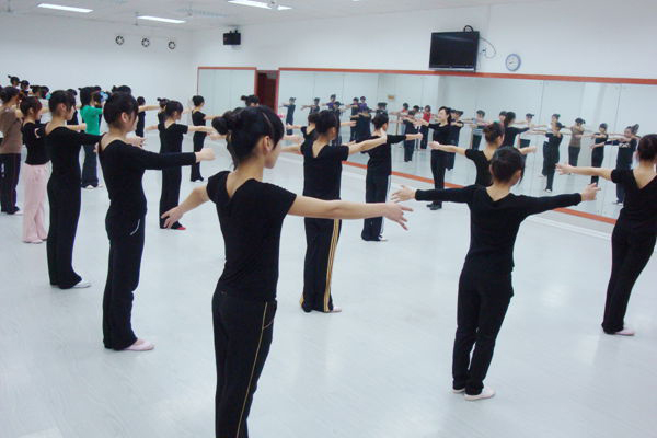 四川师范大学幼师学院的幼师专业好不好就业